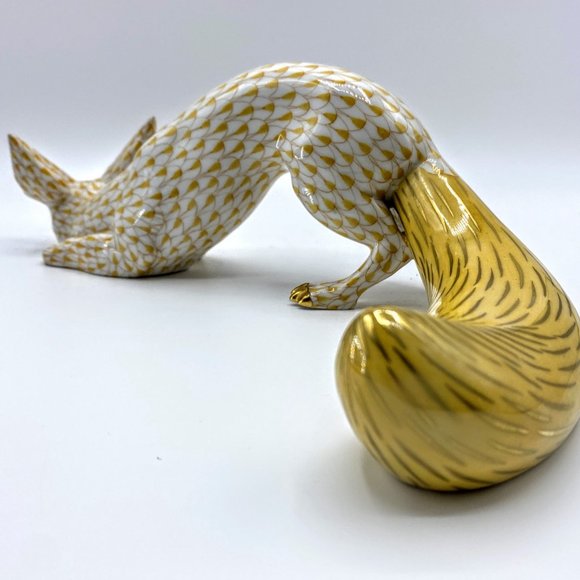 Herend Hungary hand painted yellow fishnet 24K accent Figurine Large Sneaky Fox - Picture 3 of 13